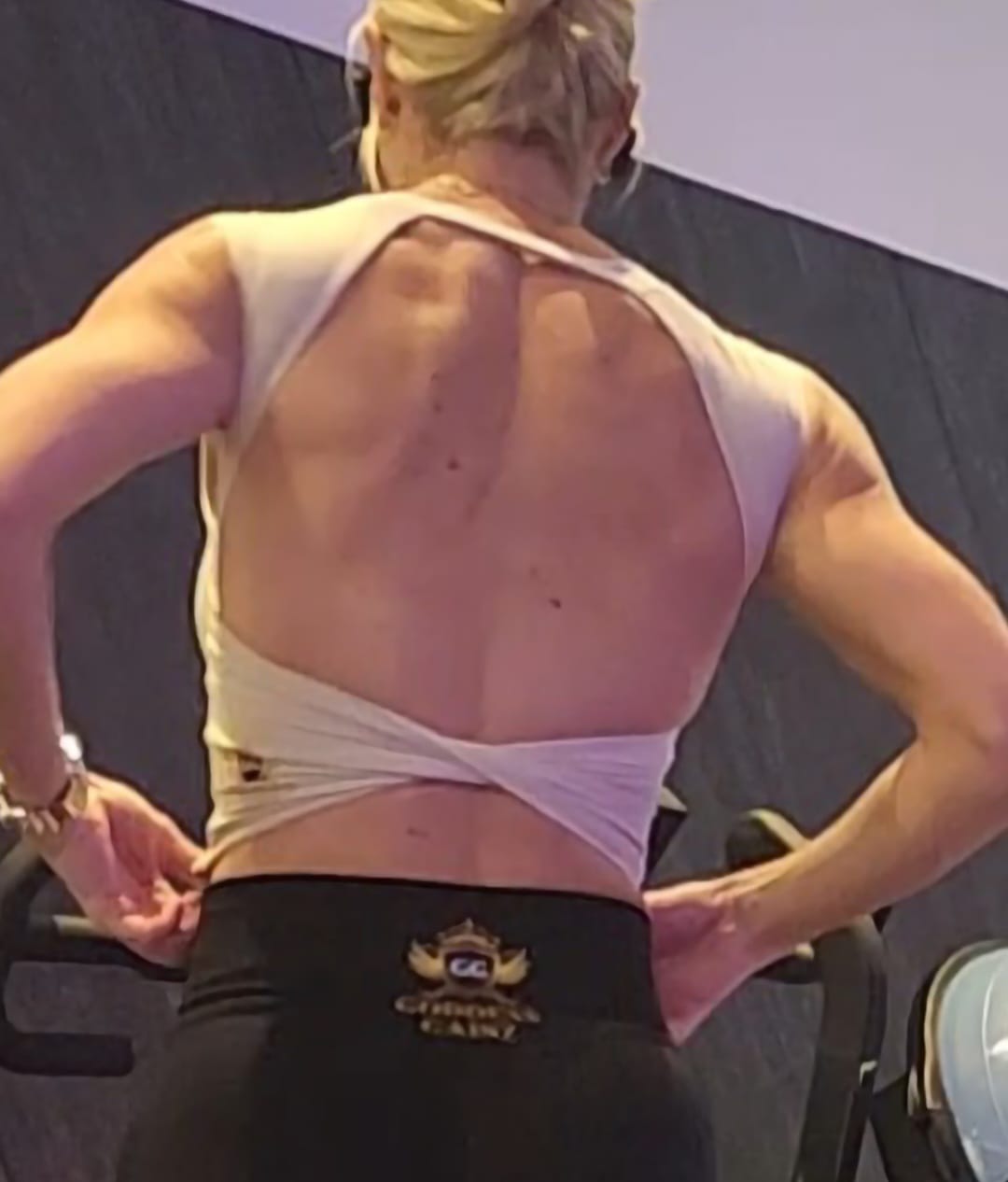 Gg Luxe Backless Fitness Top - Rose Pink